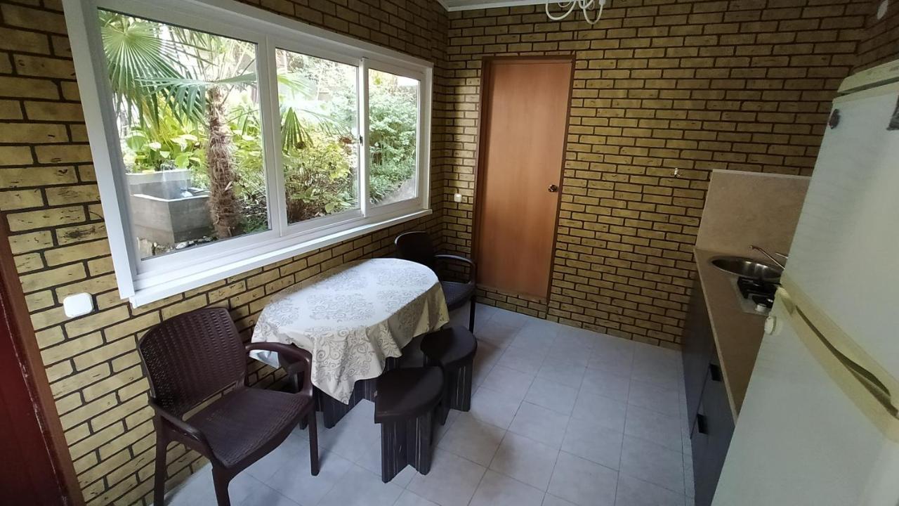 Tsikhierva Hotel Gagra Exterior photo